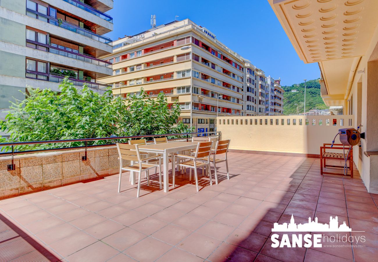 Apartamento en San Sebastián - Gran Vía Arena by SanSe Holidays