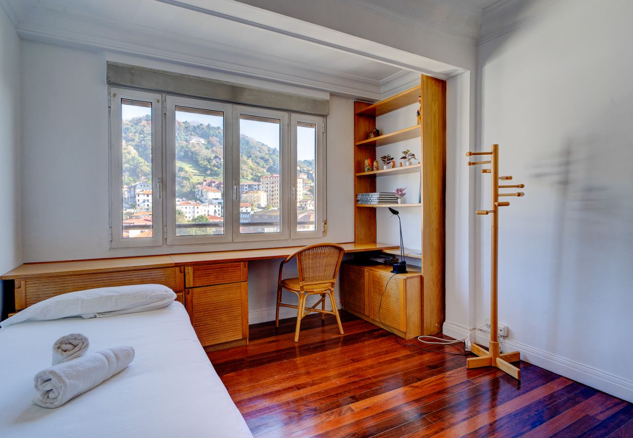 Apartment in San Sebastián - Apartamento Ulia by SanSe Holidays