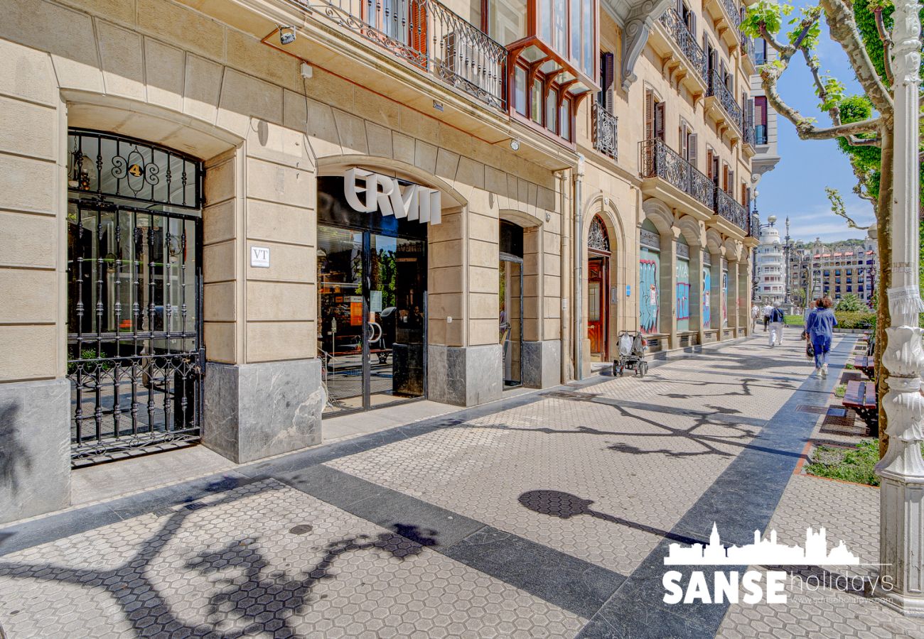 Apartment in San Sebastián - Apartamento Avenida by SanSe Holidays